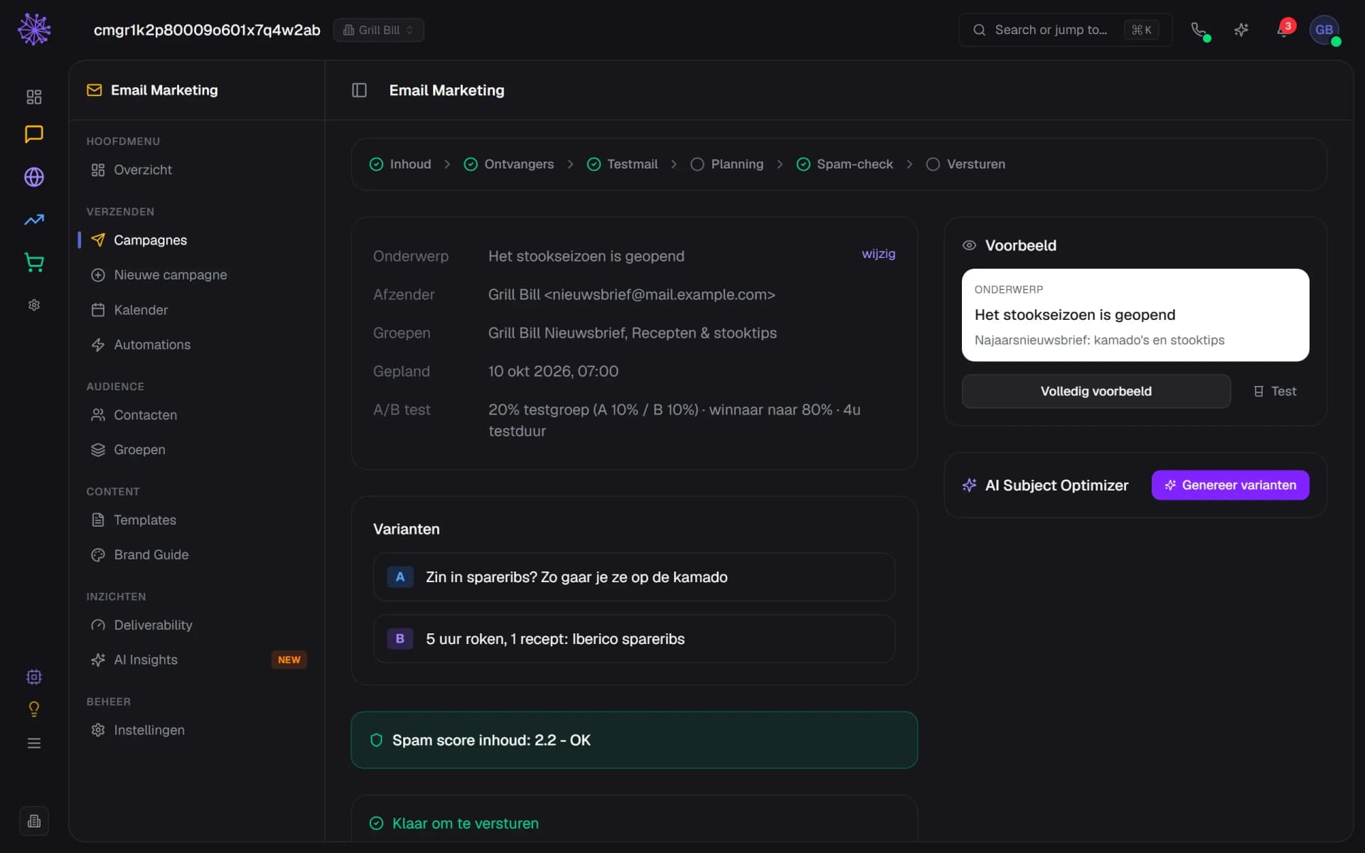 Campagnepagina met de verzendklaar-checklist, een spamscore van 2,2 en twee onderwerpvarianten voor een A/B-test.