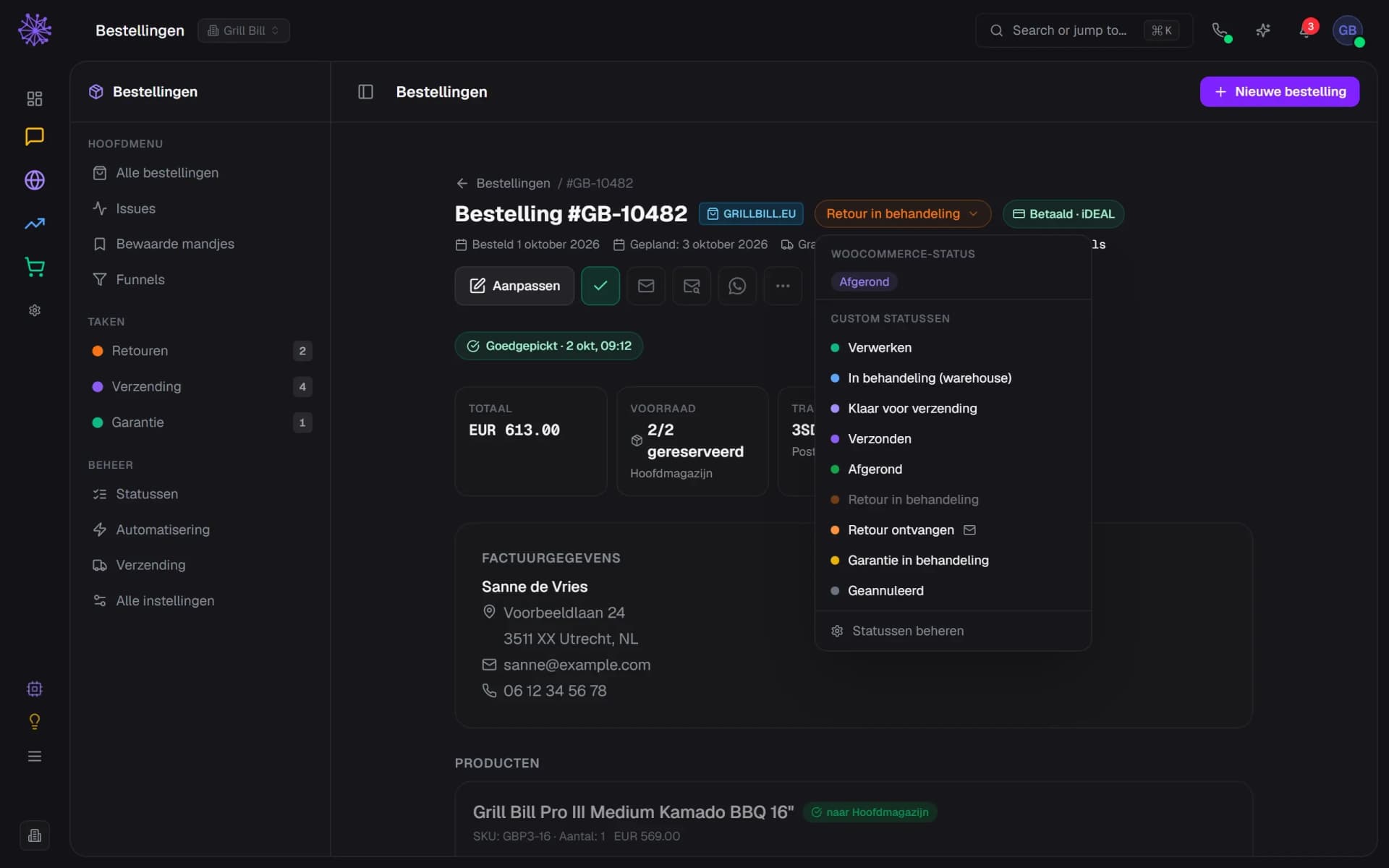Bestelling met geopende statuskeuze: eigen statussen met kleur en een status die een mailconcept opent