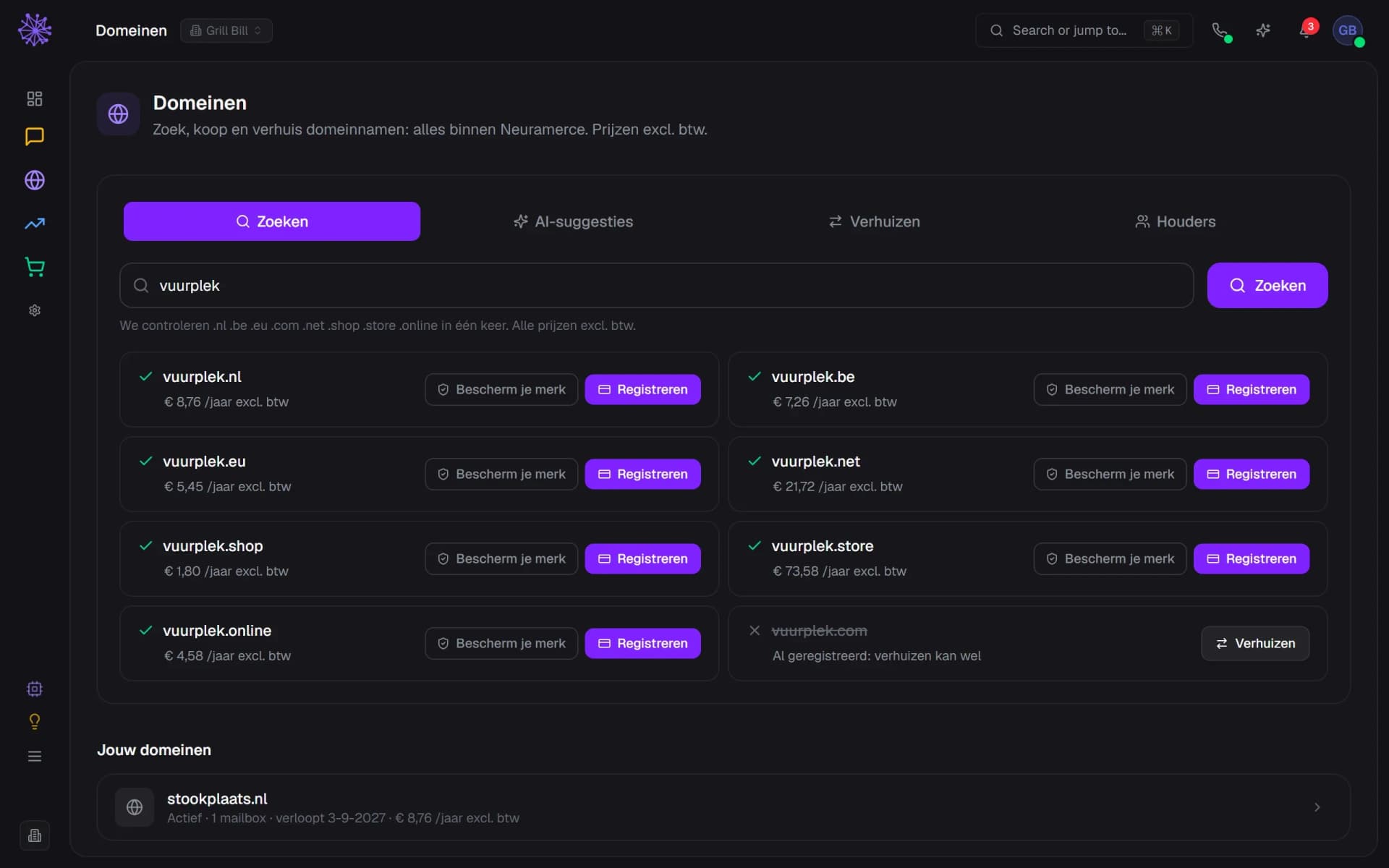 Het domeinen-dashboard met een zoekopdracht "vuurplek" die acht extensies tegelijk controleert, met prijzen per jaar excl. btw.